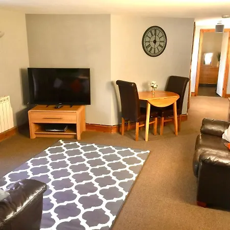 Remarkable 2-Bed Apartment In Norfolk Broads Norwich Exterior photo
