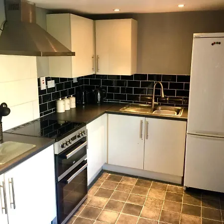 Remarkable 2-Bed Apartment In Norfolk Broads Norwich Exterior photo